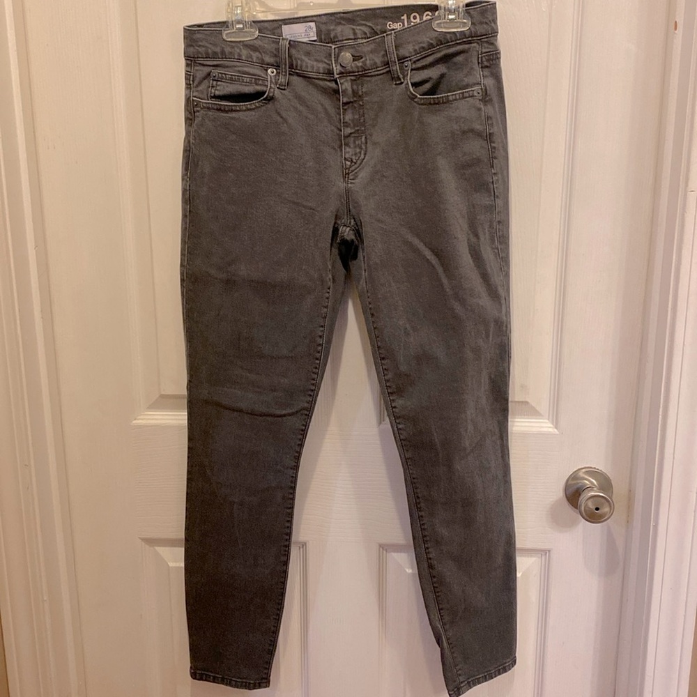 Gap 1969 legging jeans size 28 regular gray